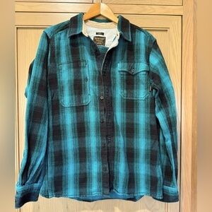 Burton Durable Goods Thick Shacket Plaid Button Front Shirt / Medium